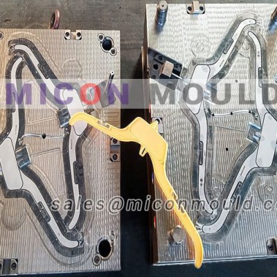 plastic hanger mould