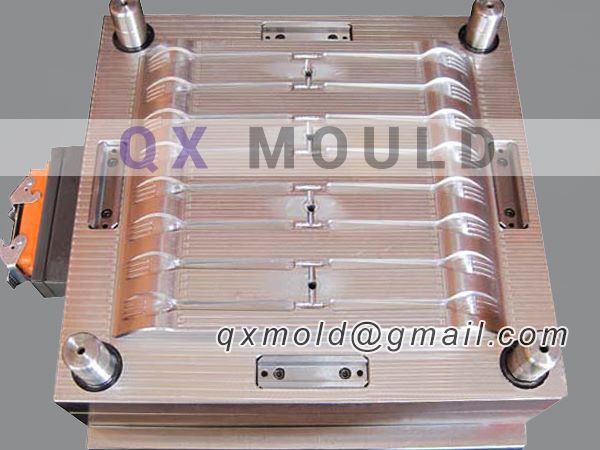 plastic fork mould
