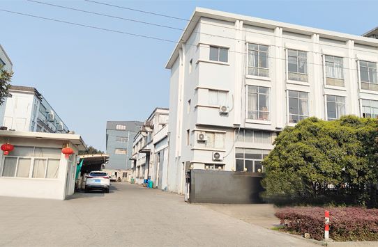 Taizhou Huangyan QX Plastic Mould Co., Ltd.